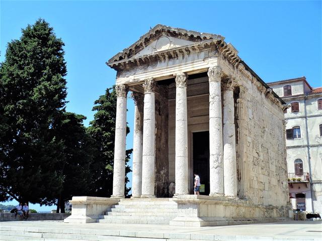 Temple of Augustus